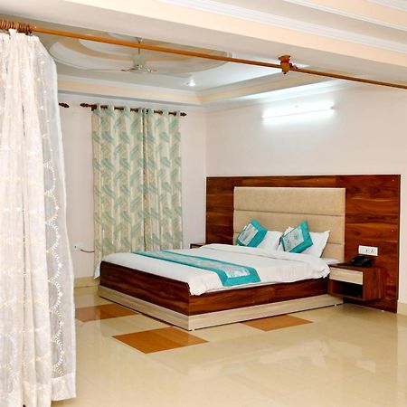Hotel Prasanna Inn Rishikesh Exterior photo
