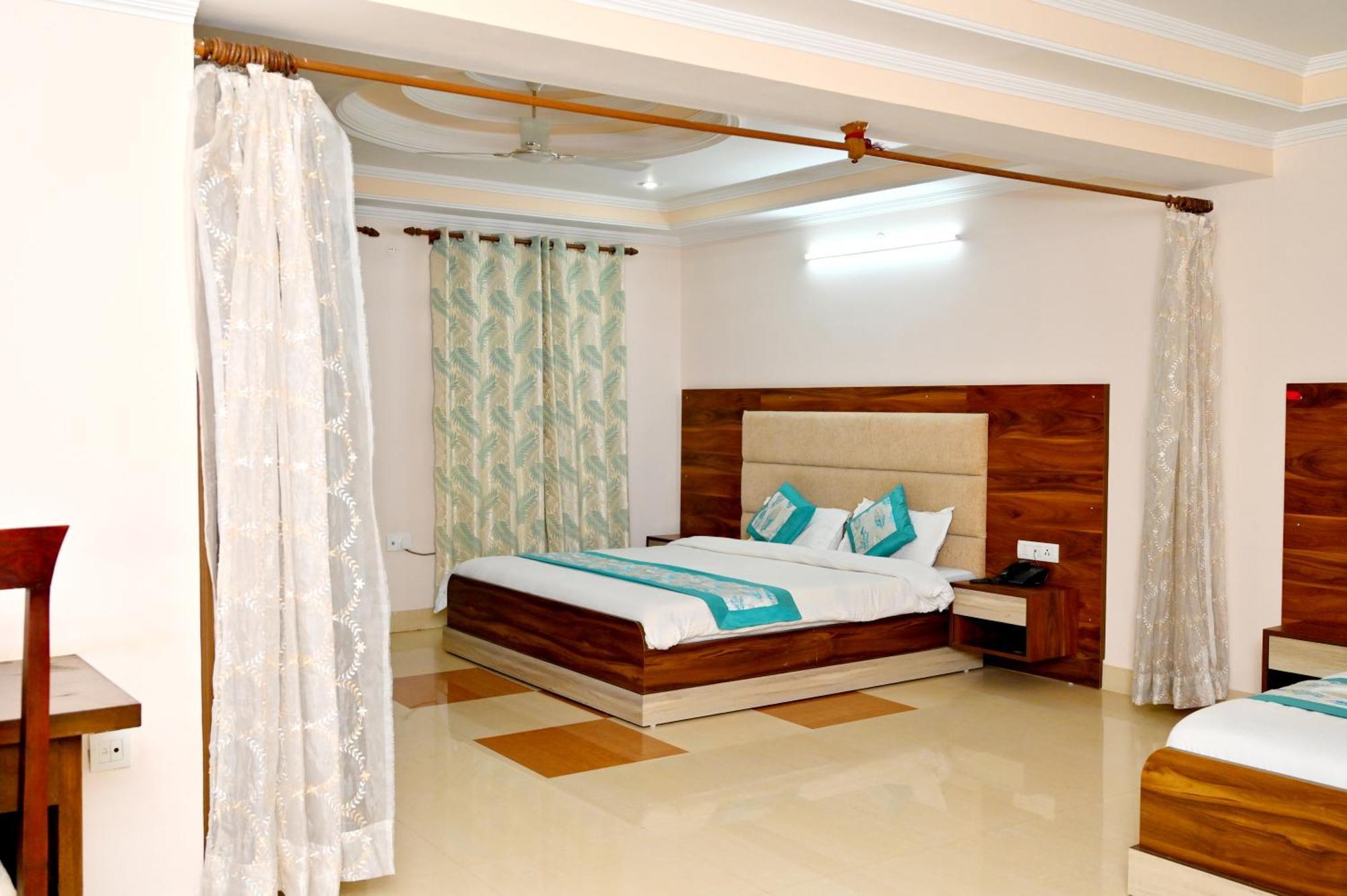 Hotel Prasanna Inn Rishikesh Exterior photo